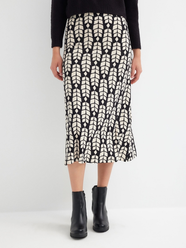 Printed midi skirt black/beige middle back view