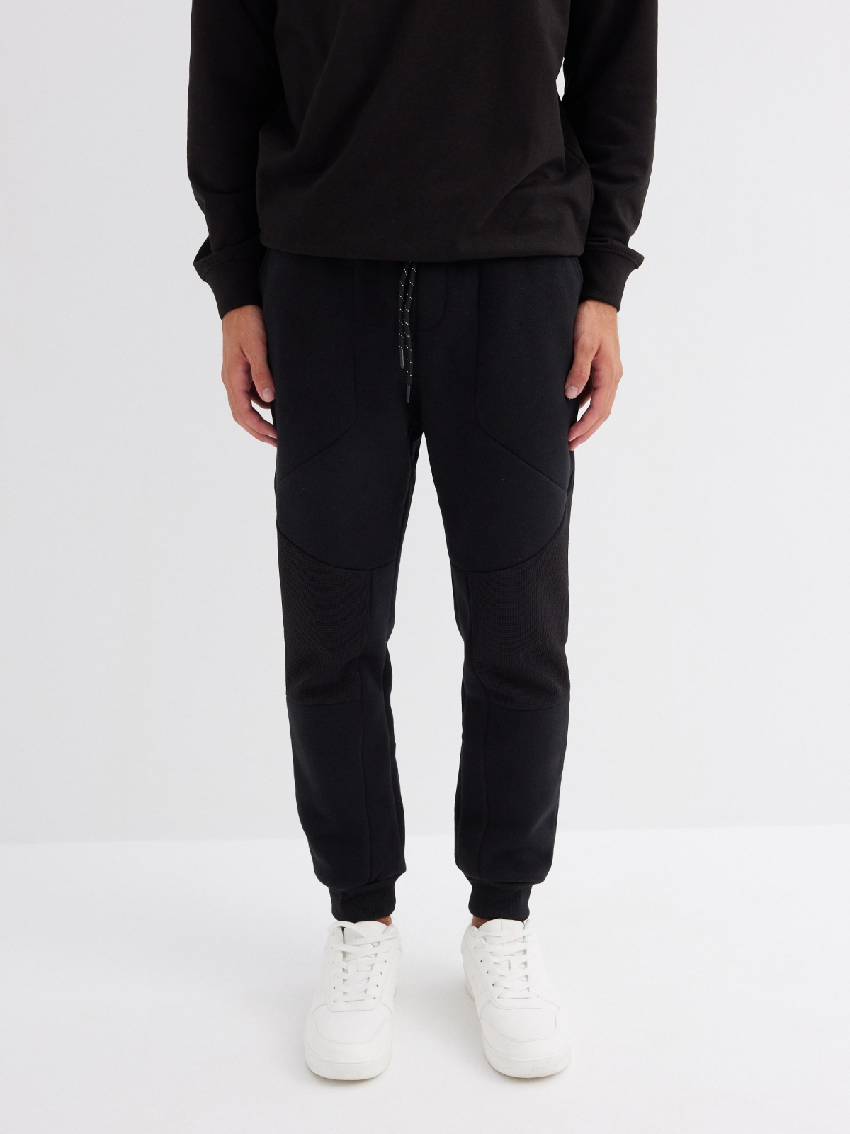 Basic jogger trousers black black middle front view