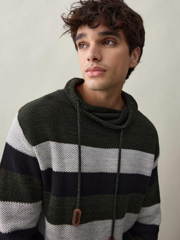  Striped jumper with hood dark green