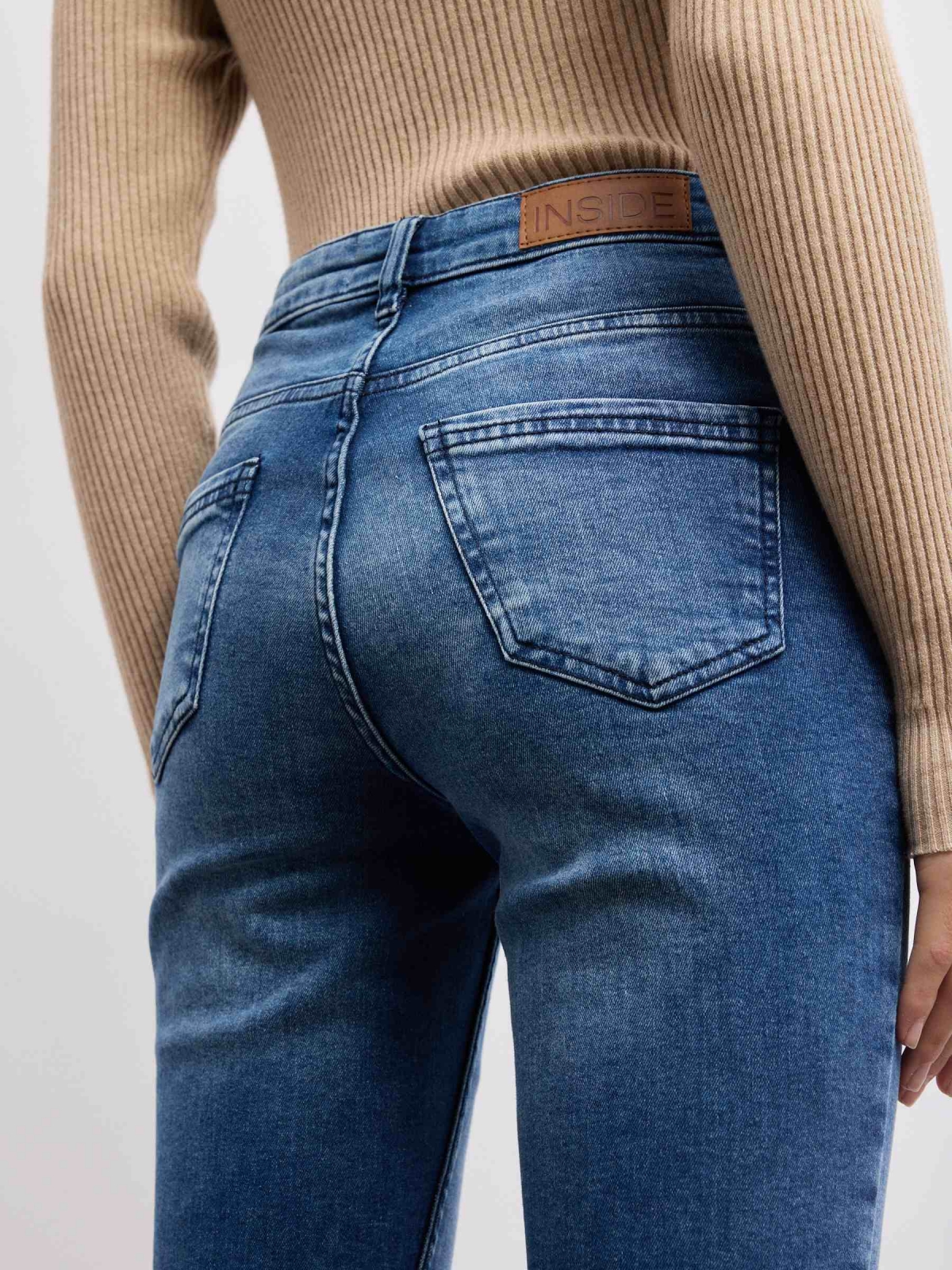 Basic mid-rise skinny jeans blue detail view