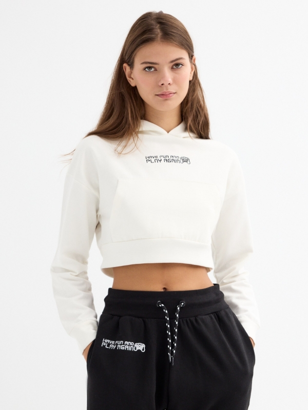 Sweatshirt com capuz bege vista meia frontal