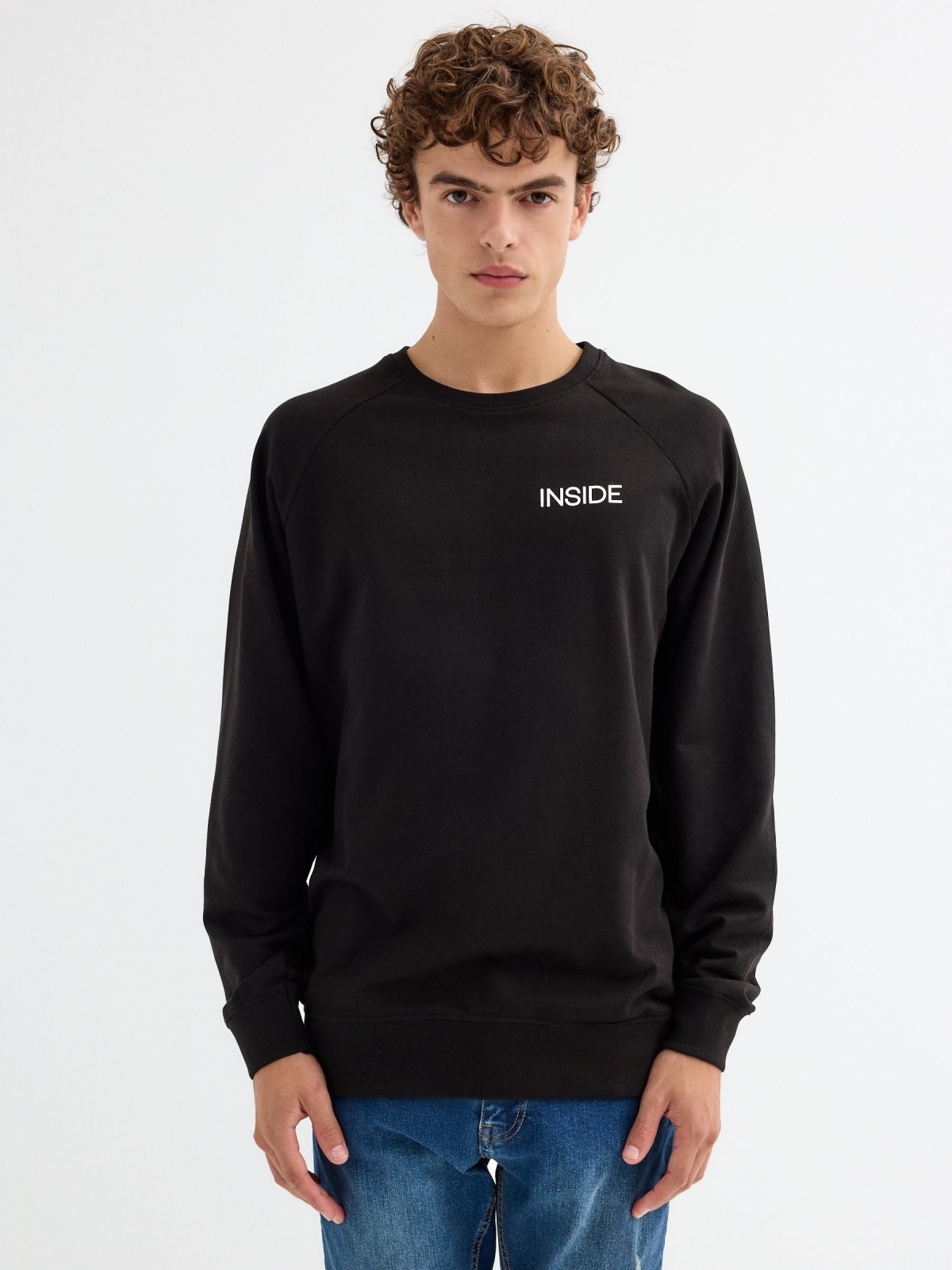 Basic sweatshirt with text black middle front view