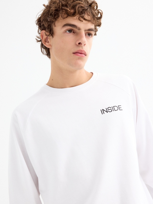  Basic sweatshirt with text white