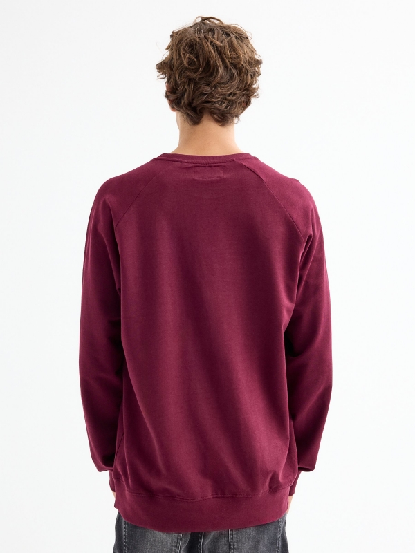 Basic sweatshirt with text garnet middle back view