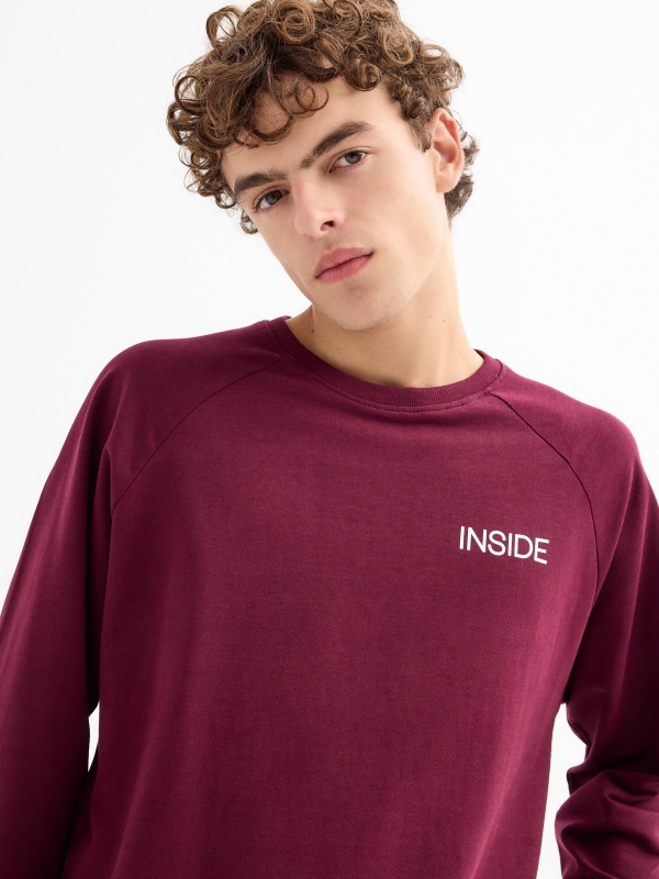  Basic sweatshirt with text garnet