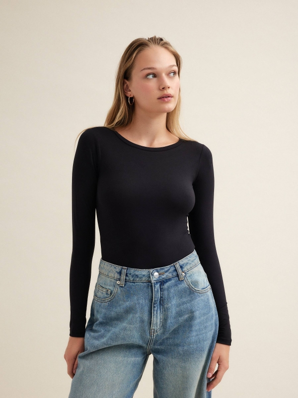 Basic long sleeve black bodysuit