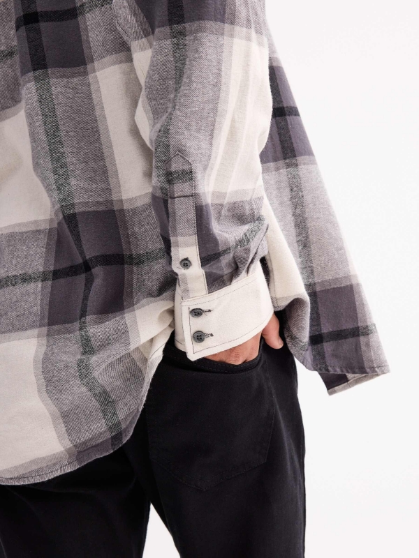 Plaid flannel shirt grey detail view