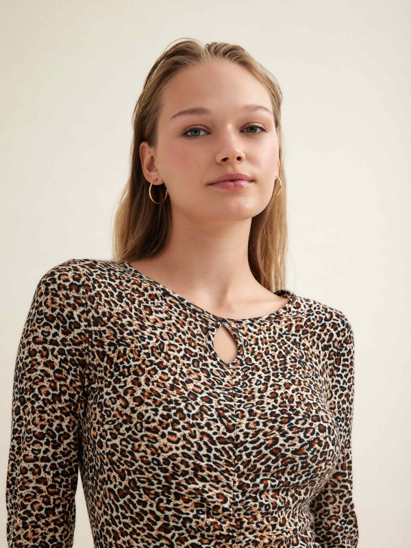  Mini vestido com animal print bege