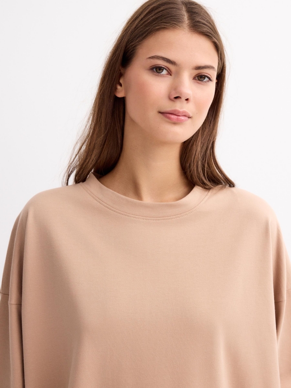  Camisola básica oversized taupe