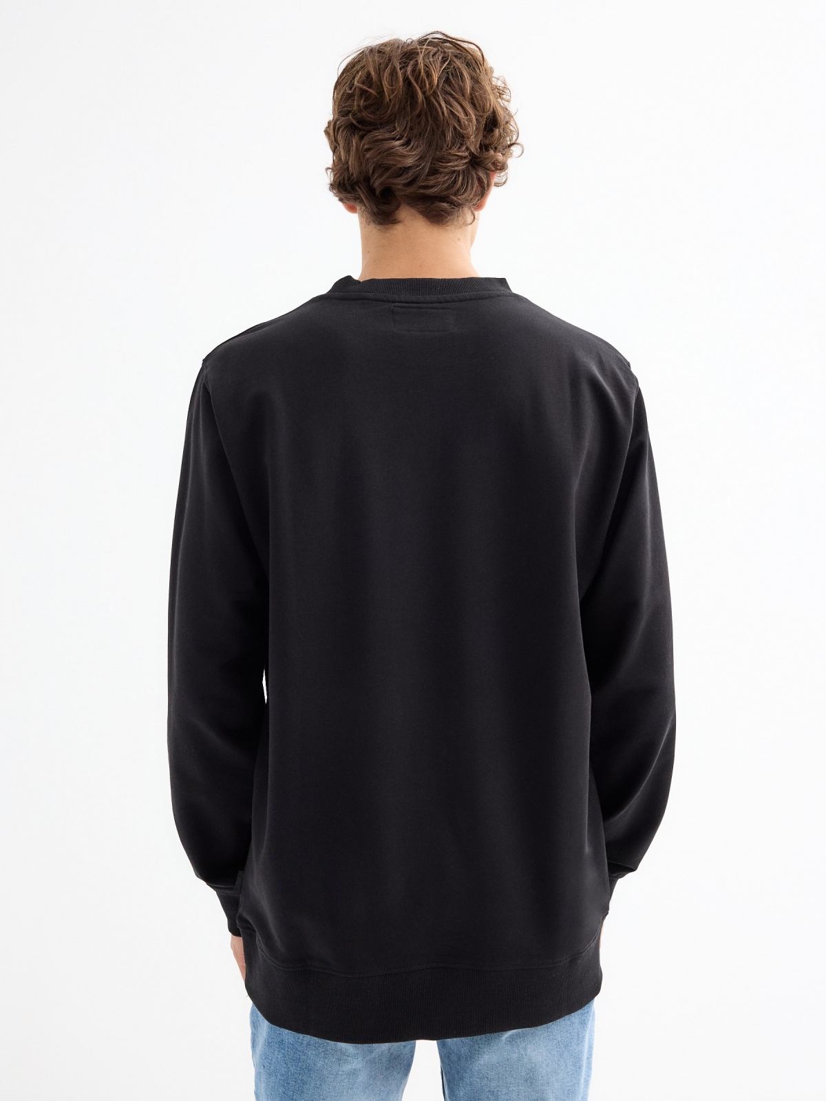 Basic long sleeve logo sweatshirt black middle back view