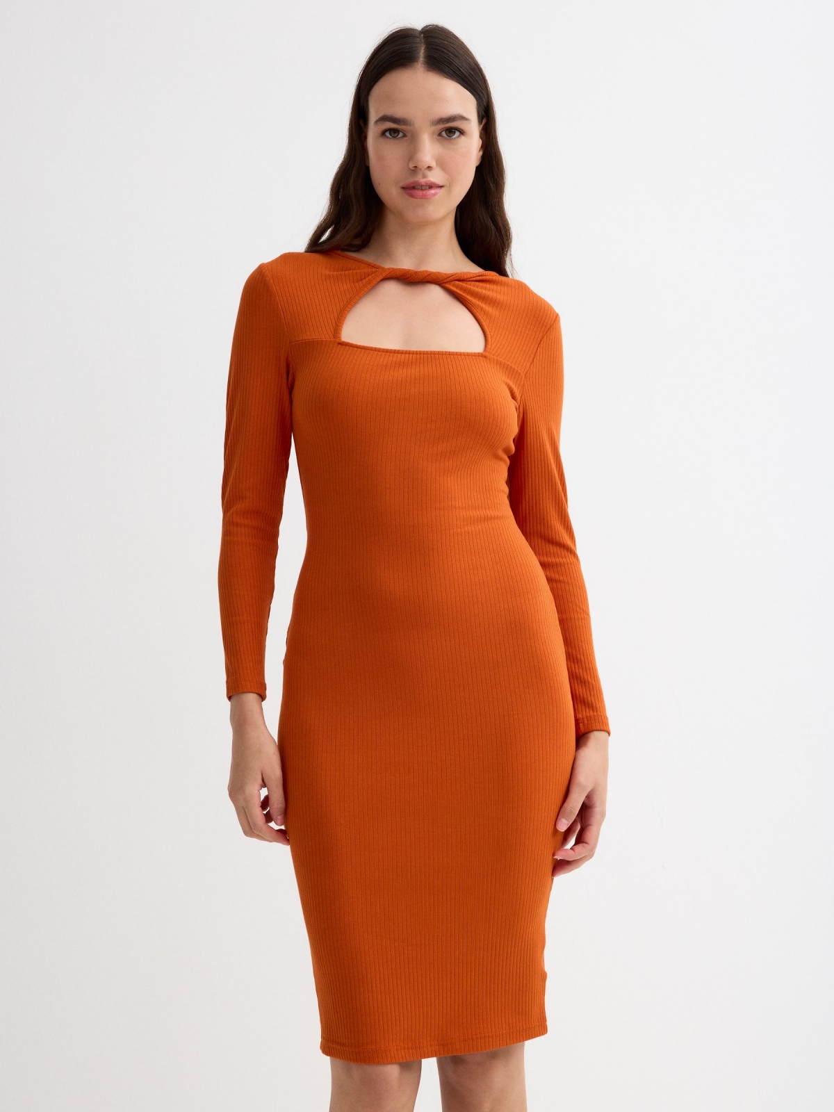 Midi dress with knot neckline orange three-quarter front view