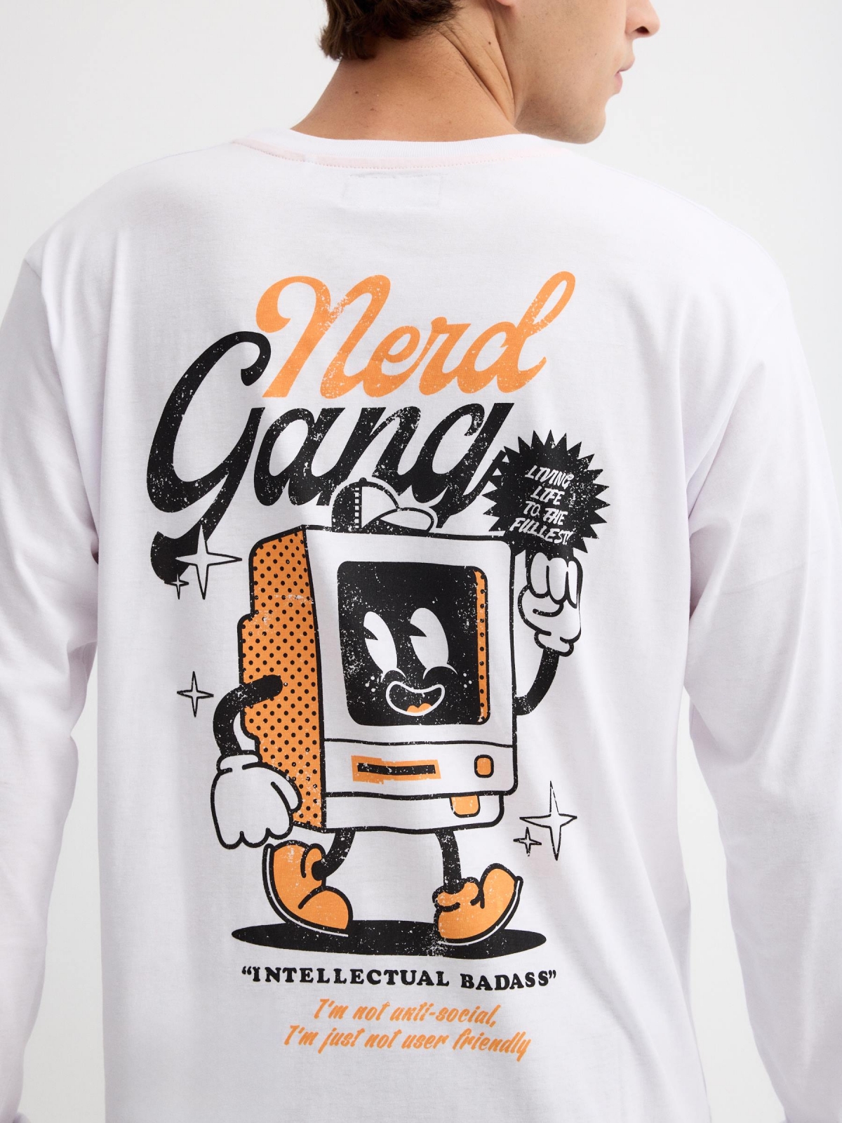 T-shirt Nerd Gang branco vista detalhe