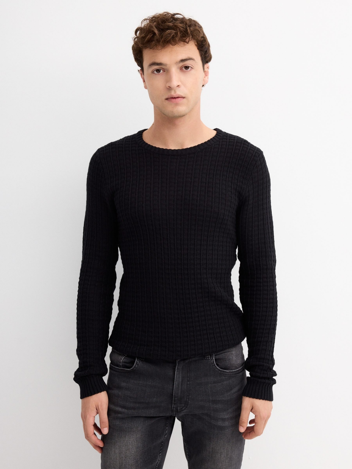 Textured knitted sweater