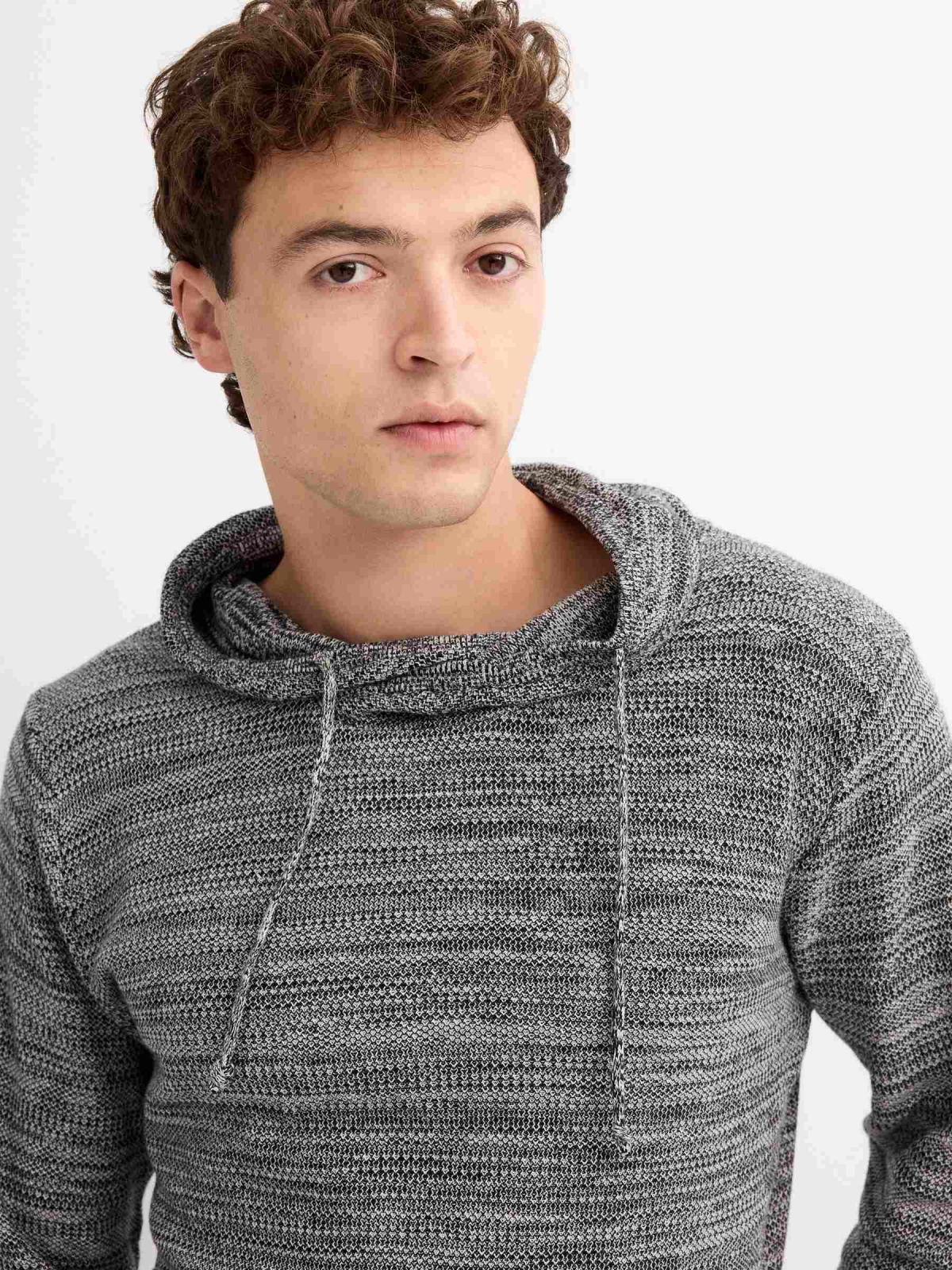 Textured knitted sweater dark grey detail view