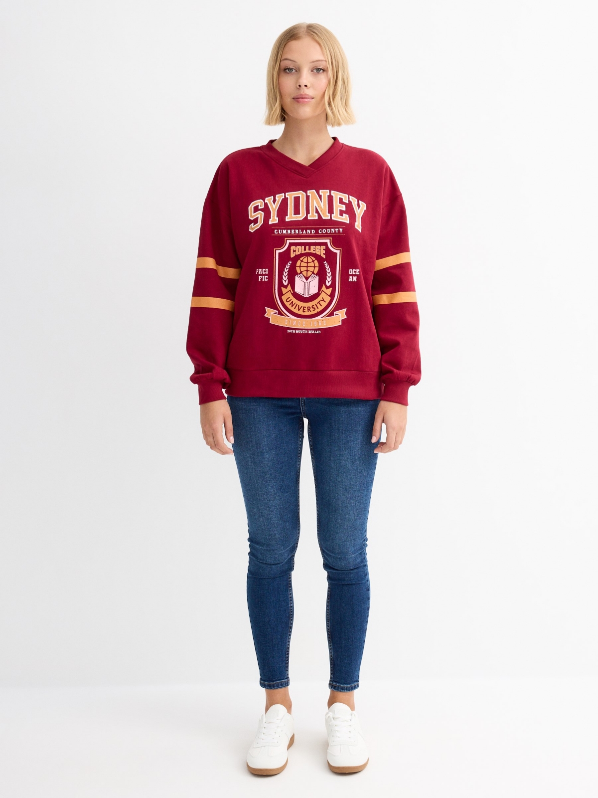 Sudadera oversized Sydney granate vista general frontal