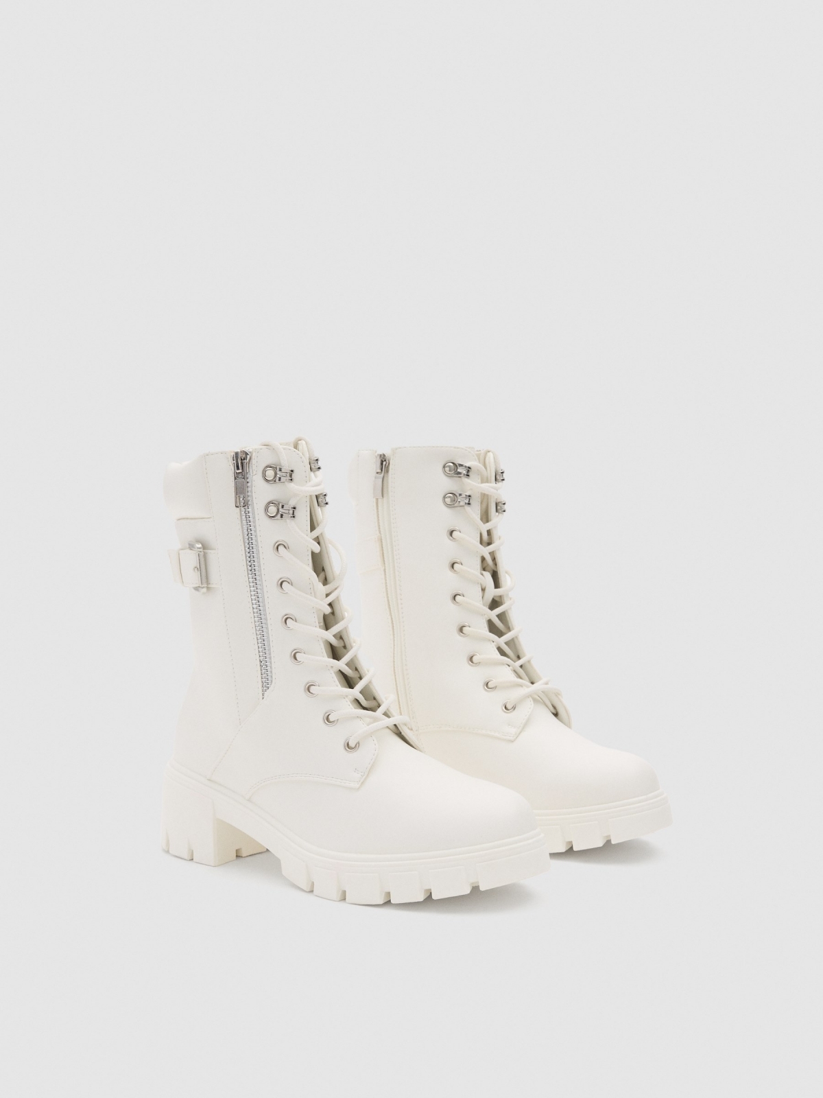 White military boot white 45º front view