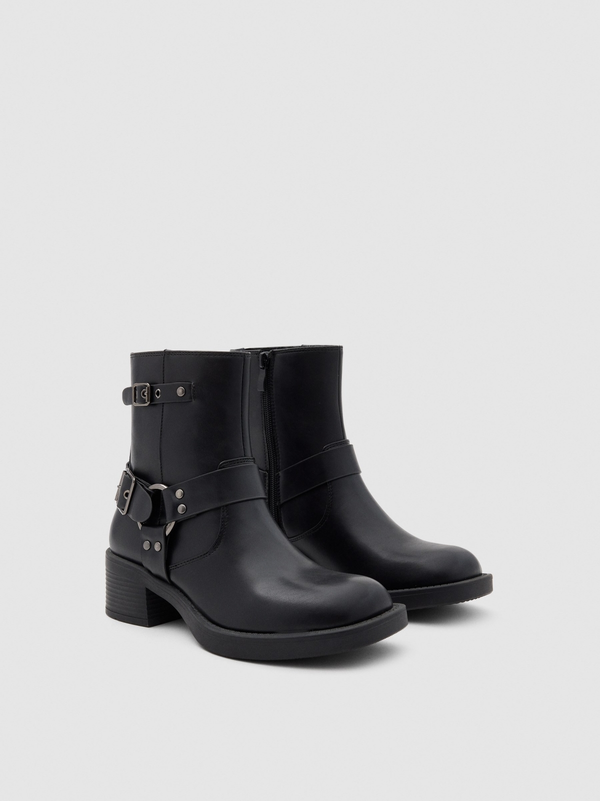 Boots with straps and heel black 45º front view