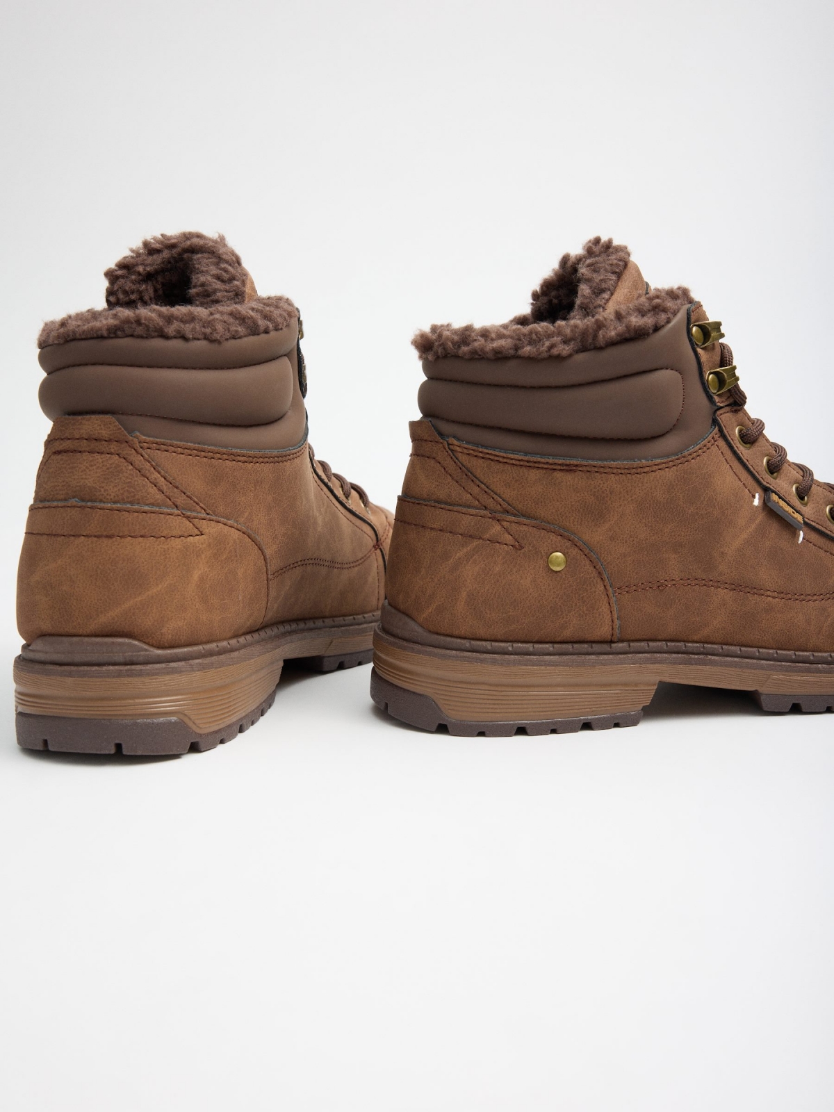 Brown contrast mountaineering boot brown detail view