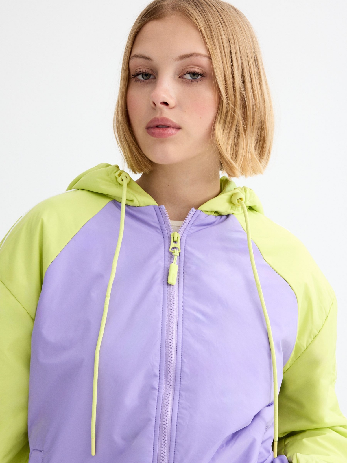 Hooded text padded jacket lilac detail view