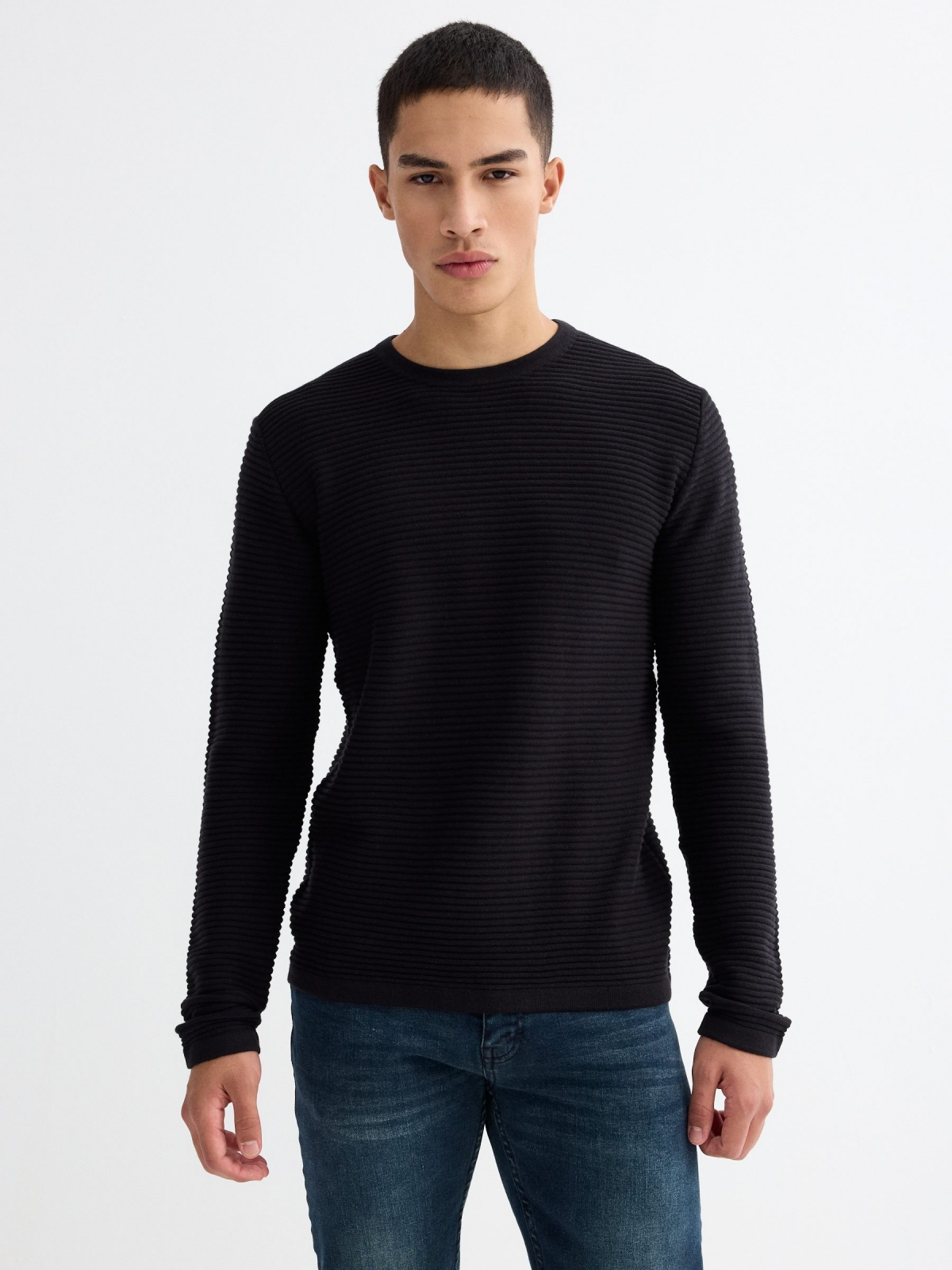 Basic ribbed sweater black middle front view