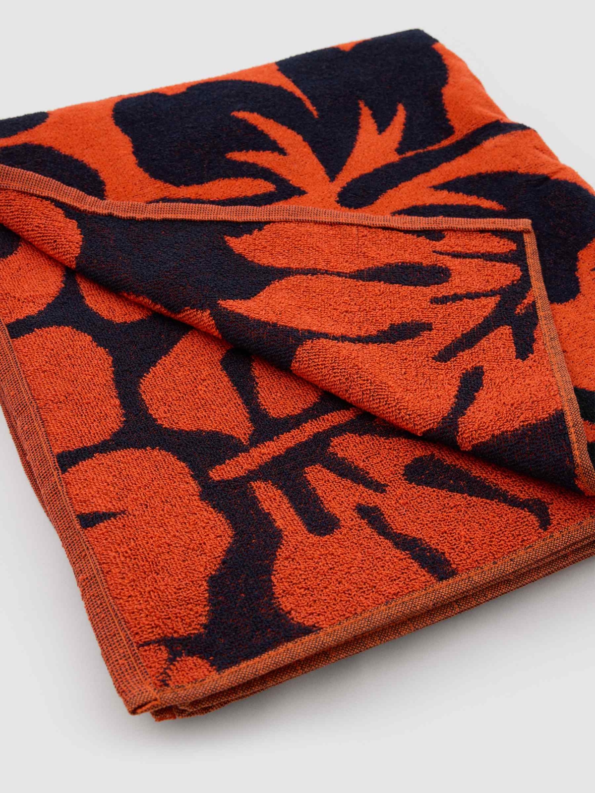 Tropical towel blue detail view