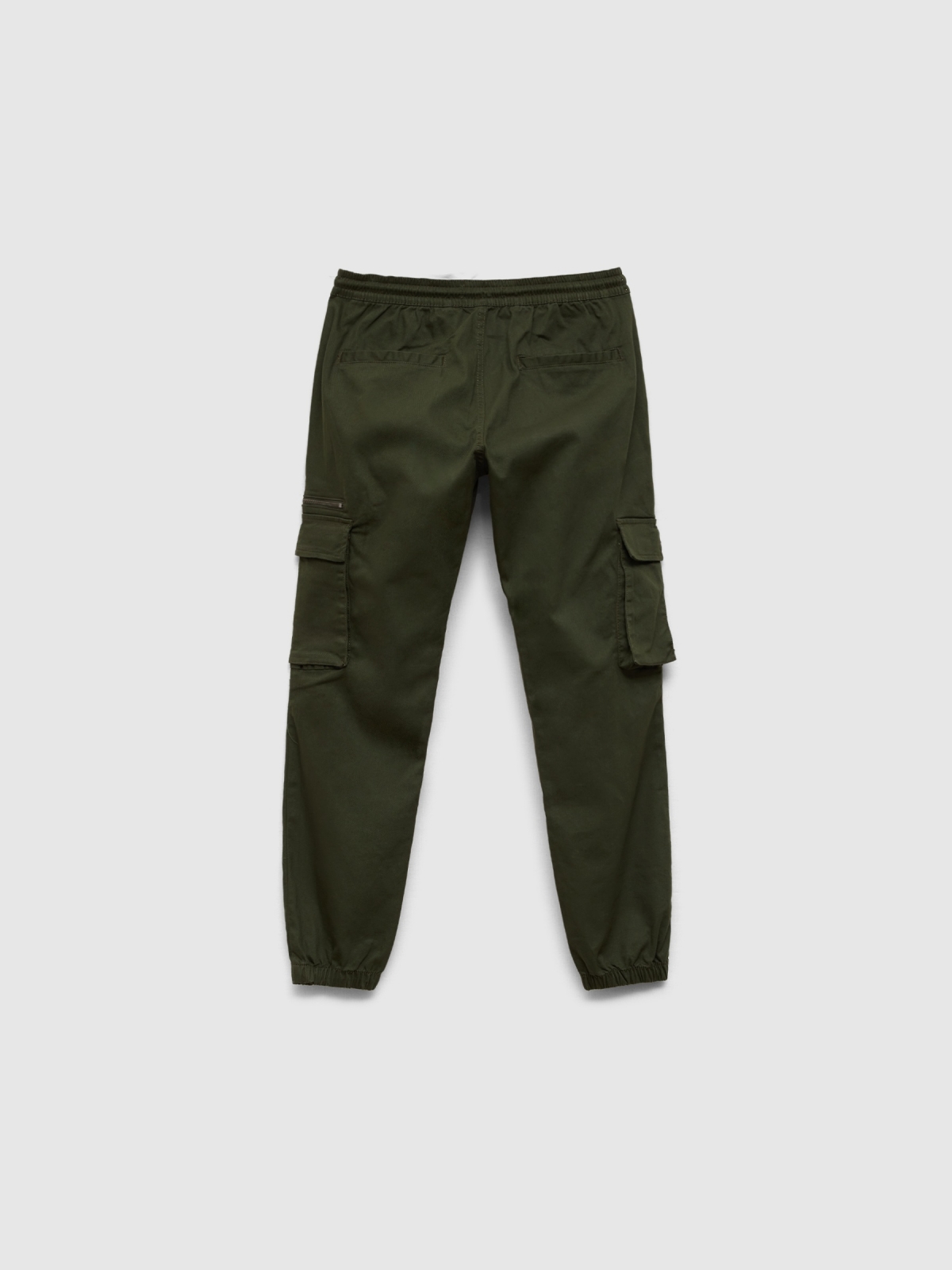 Pantalón jogger multibolsillos kaki vista trasera
