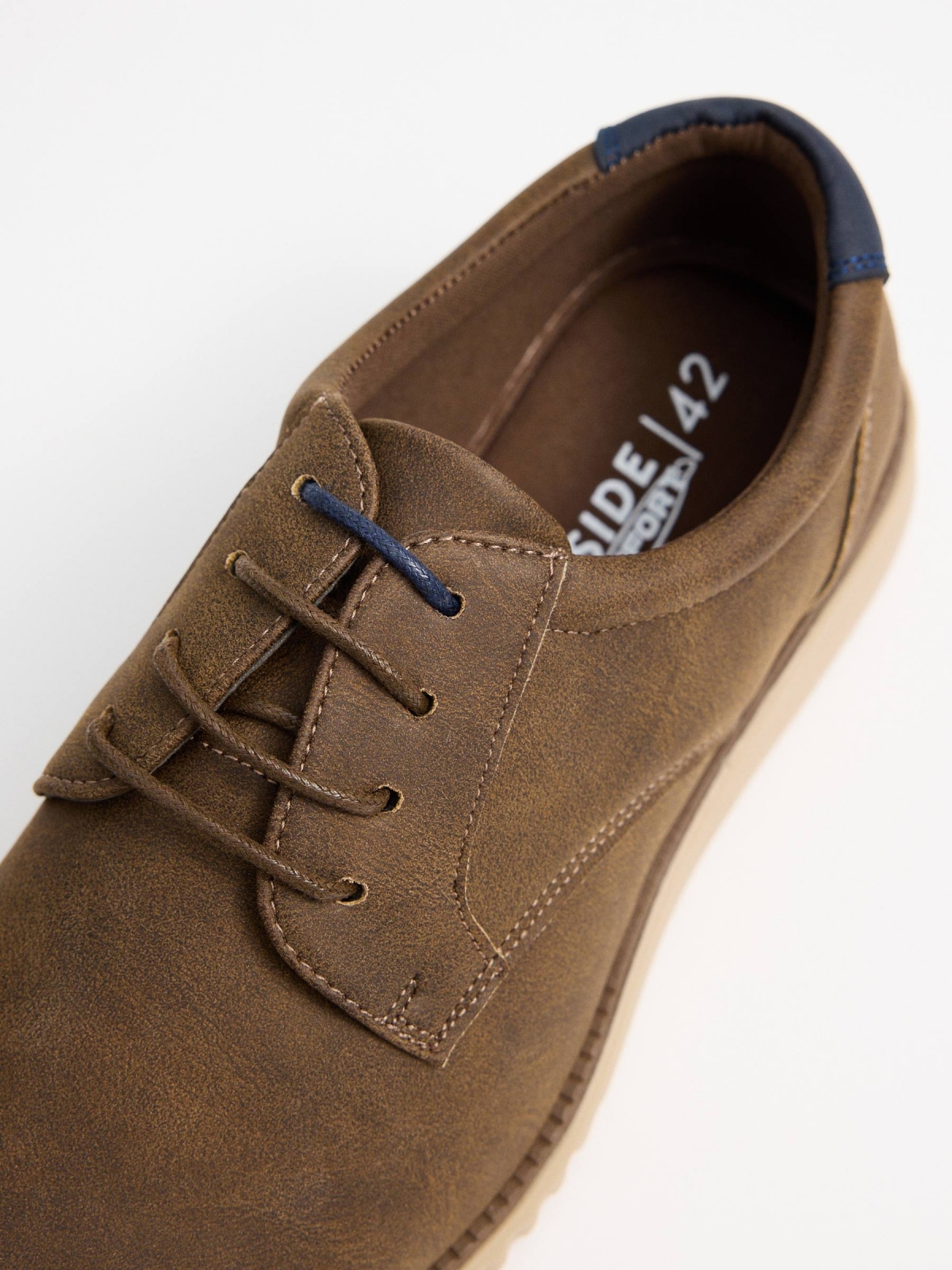 Classic brown sport sole shoe brown detail view