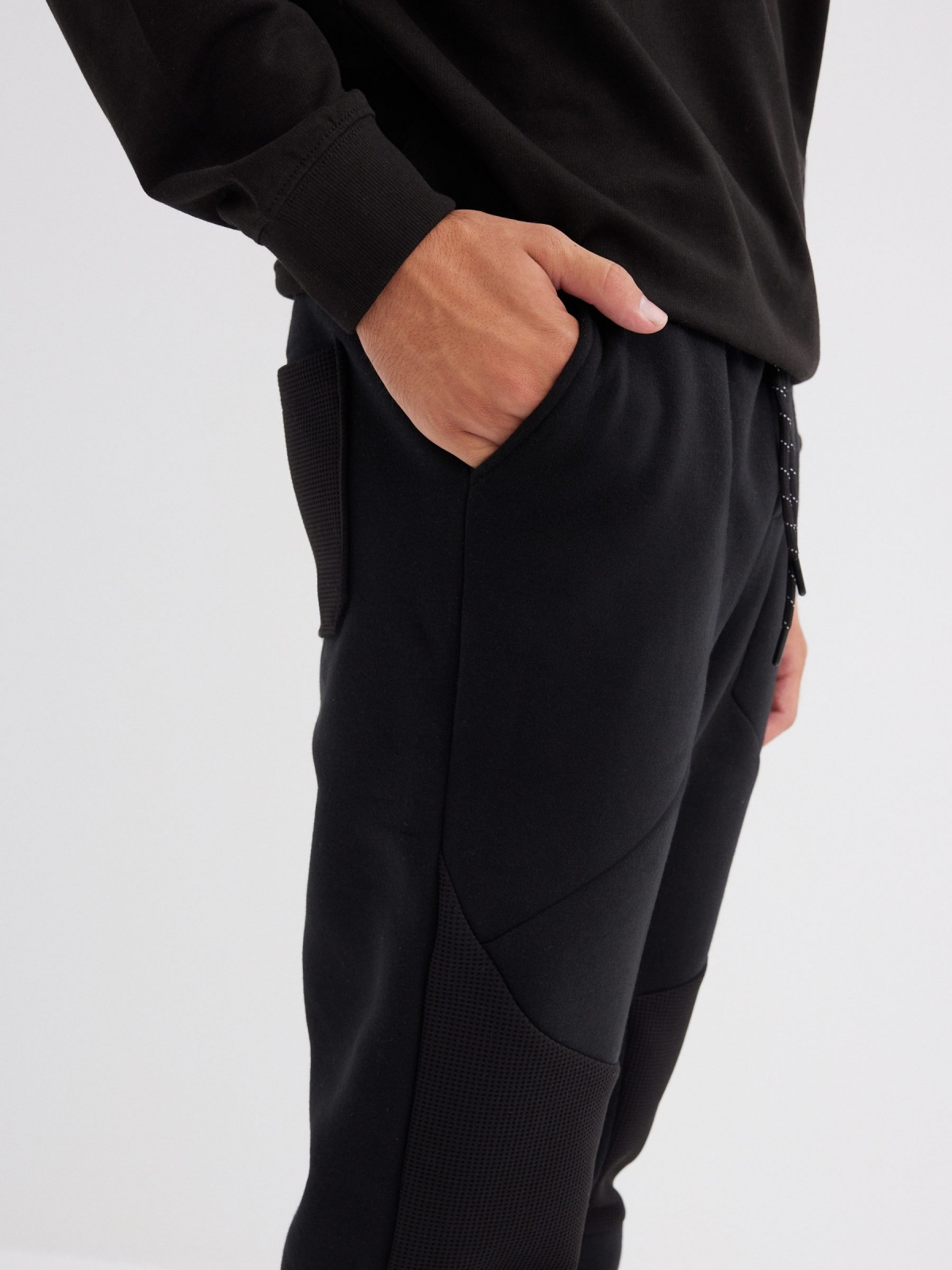  Pantalón jogger básico negro negro