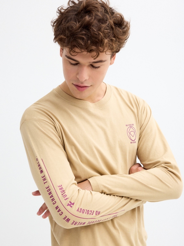 Minimalist printed T-shirt sand detail view