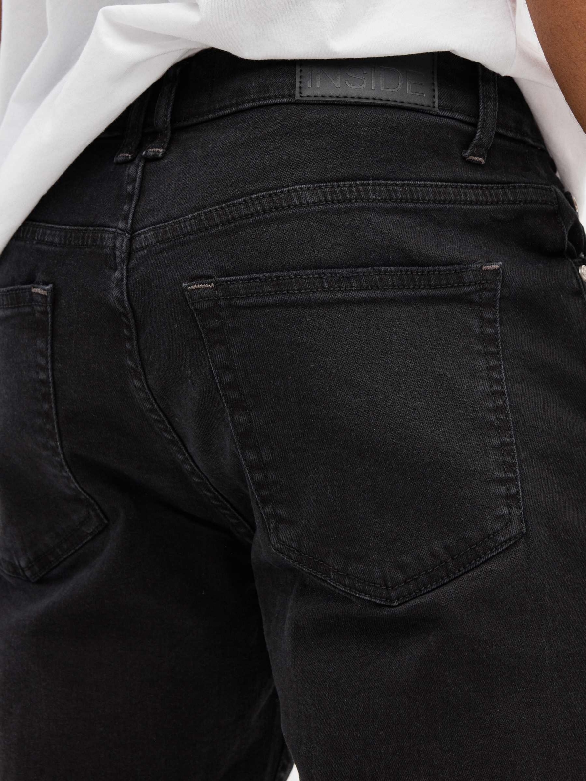 Bermuda Denim Slim negra negro vista detalle