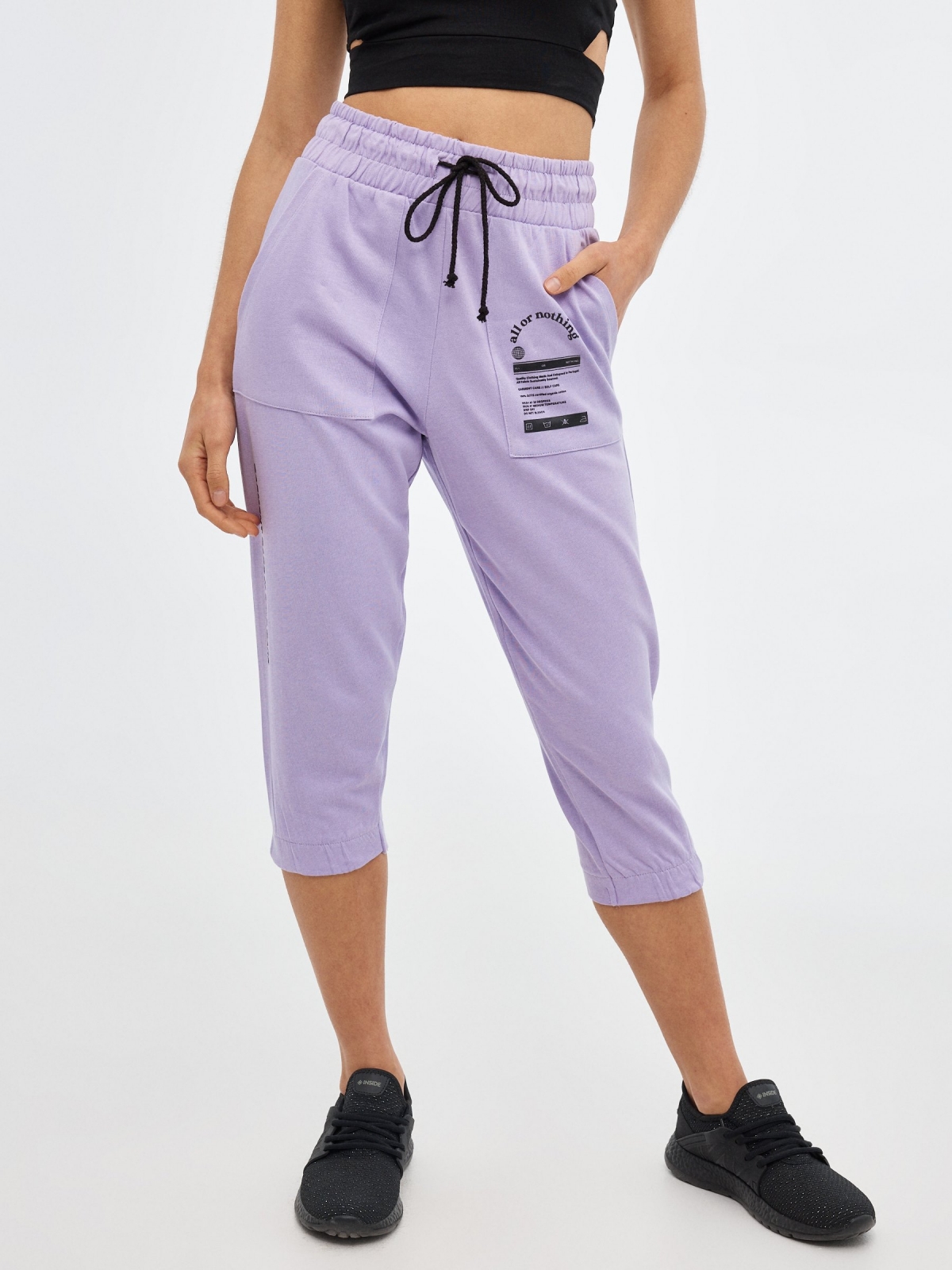 Pantalón jogger capri malva vista media frontal