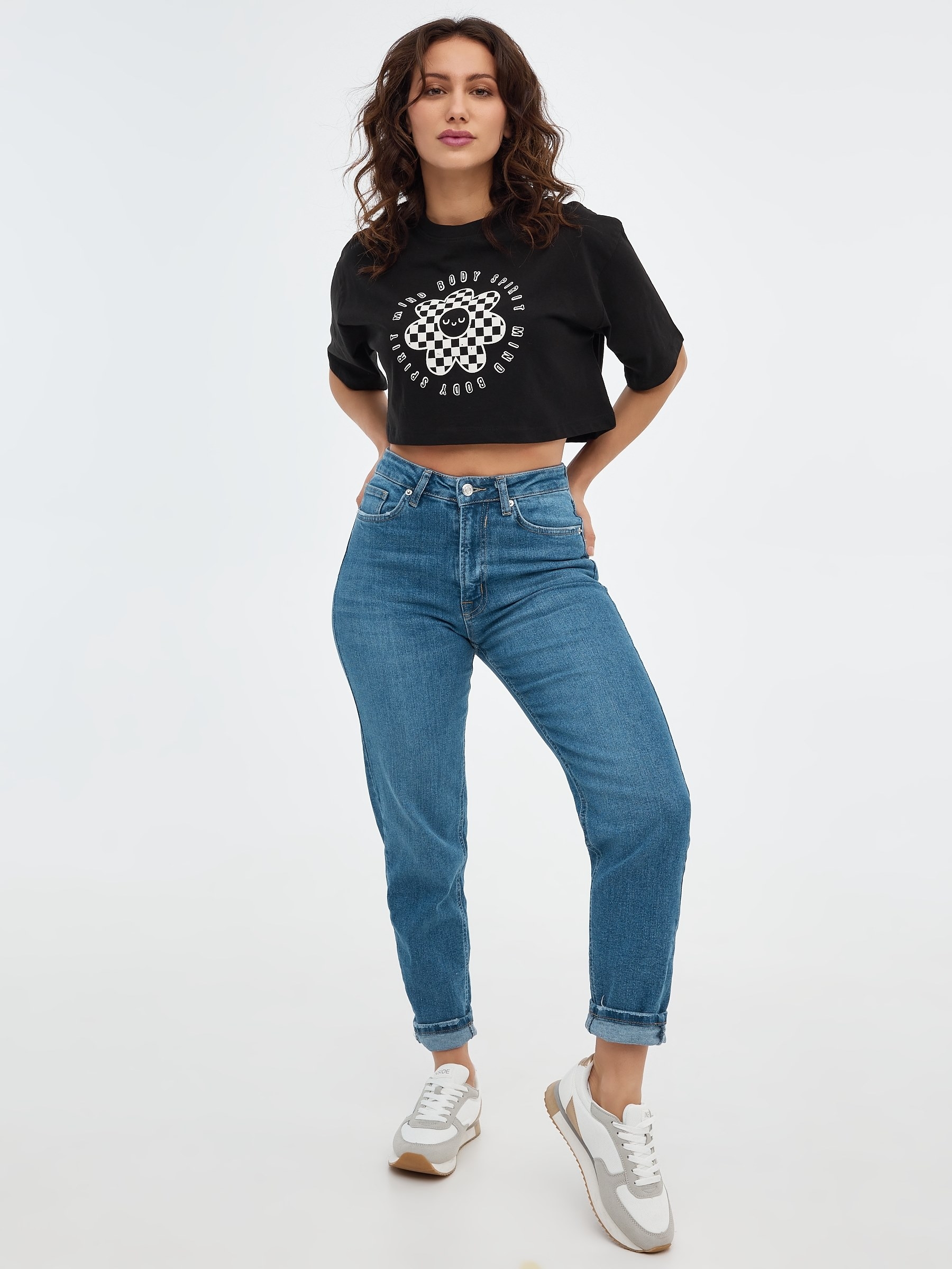 T-shirt Corpo da Mente preto vista meia frontal