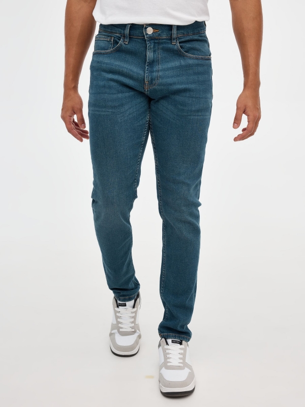 Basic slim jeans blue middle front view