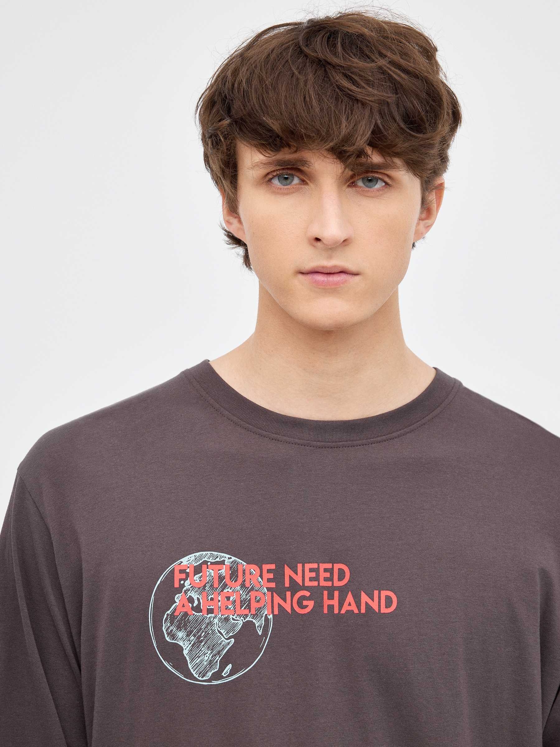 Be Nice Plz T-shirt dark grey middle front view