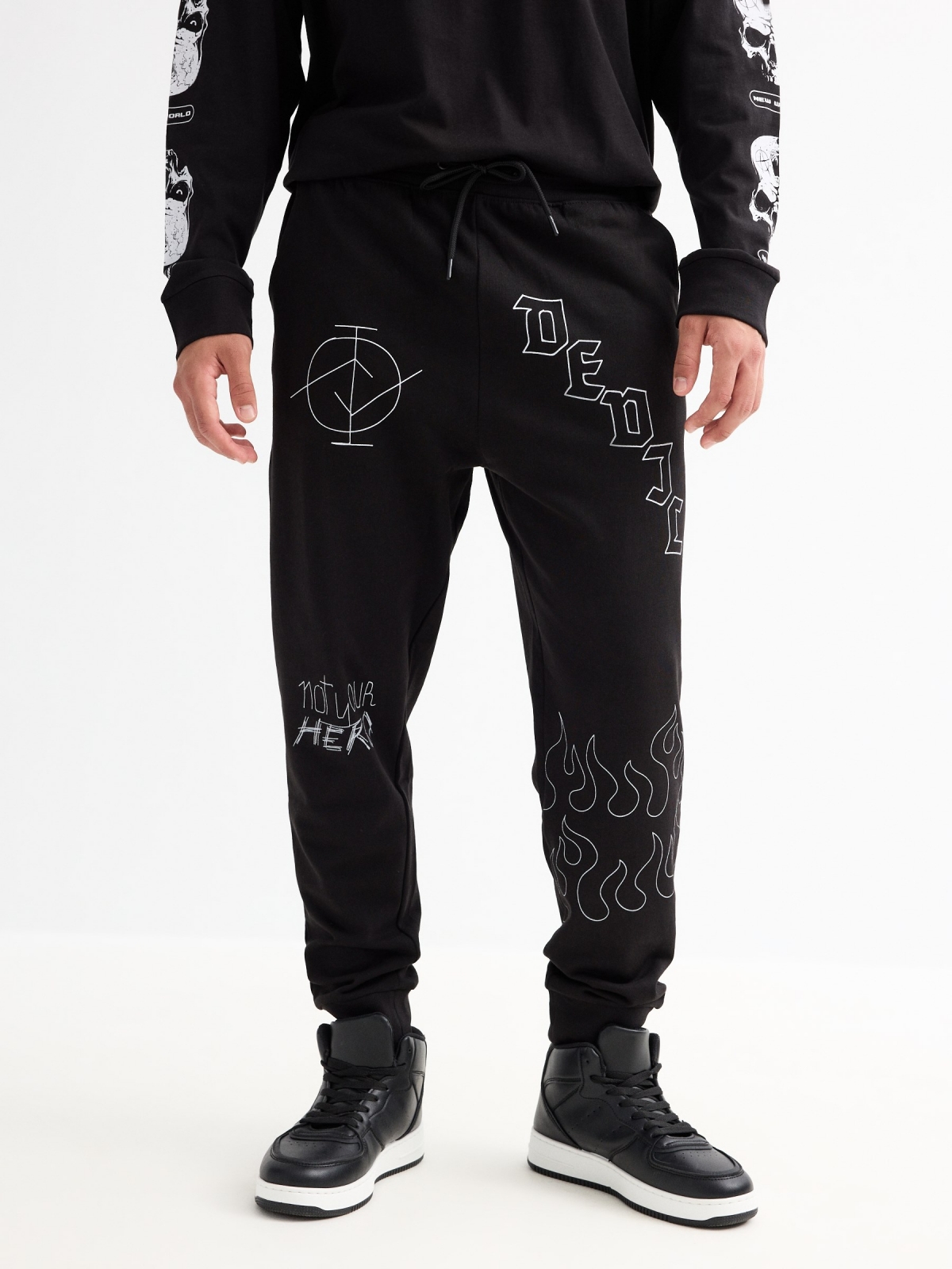 DEDJE jogger pants black middle front view