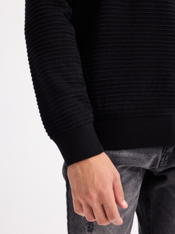 Regular sweater perkins collar black detail view