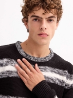 %Pto% Camisola com riscas em mármore preto