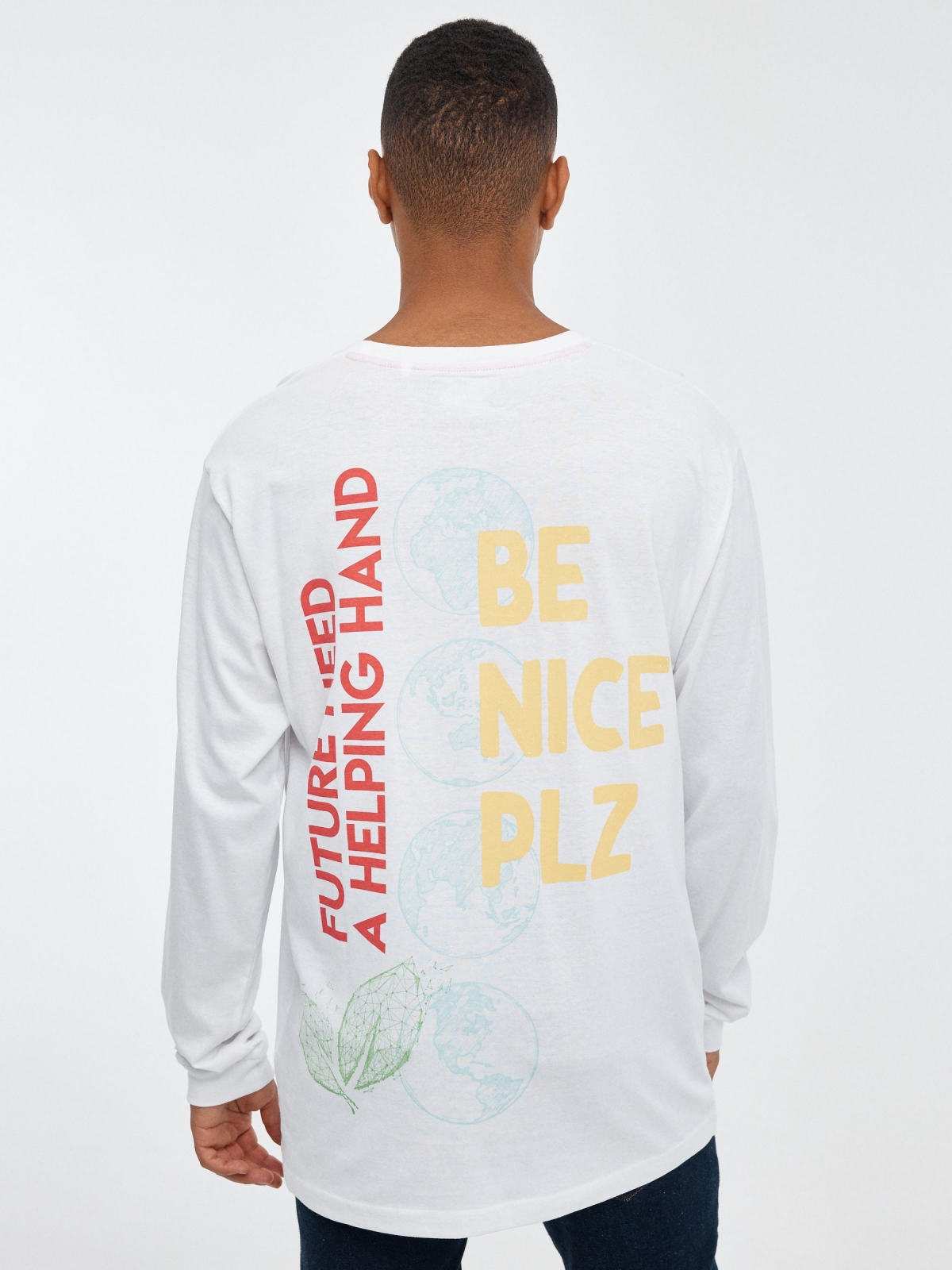 Camiseta Be Nice Plz blanco vista media trasera