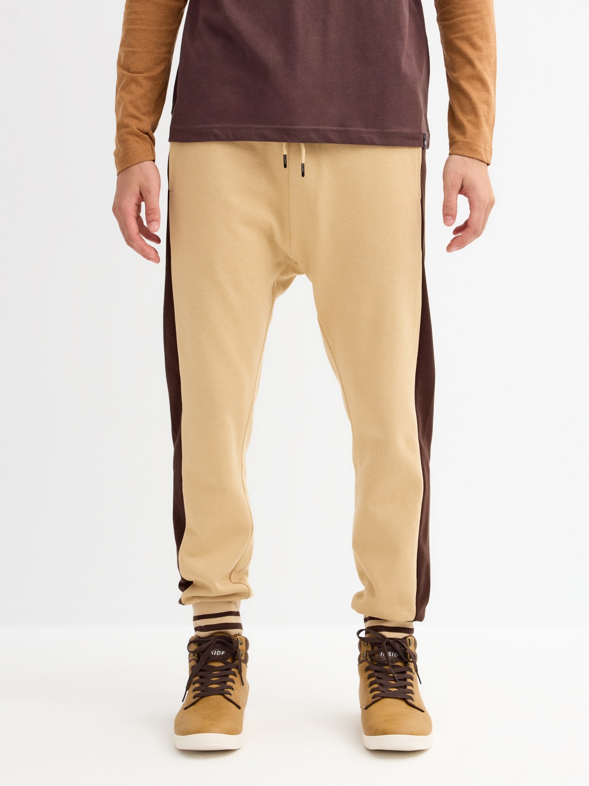 Jogger pants SN beige middle front view