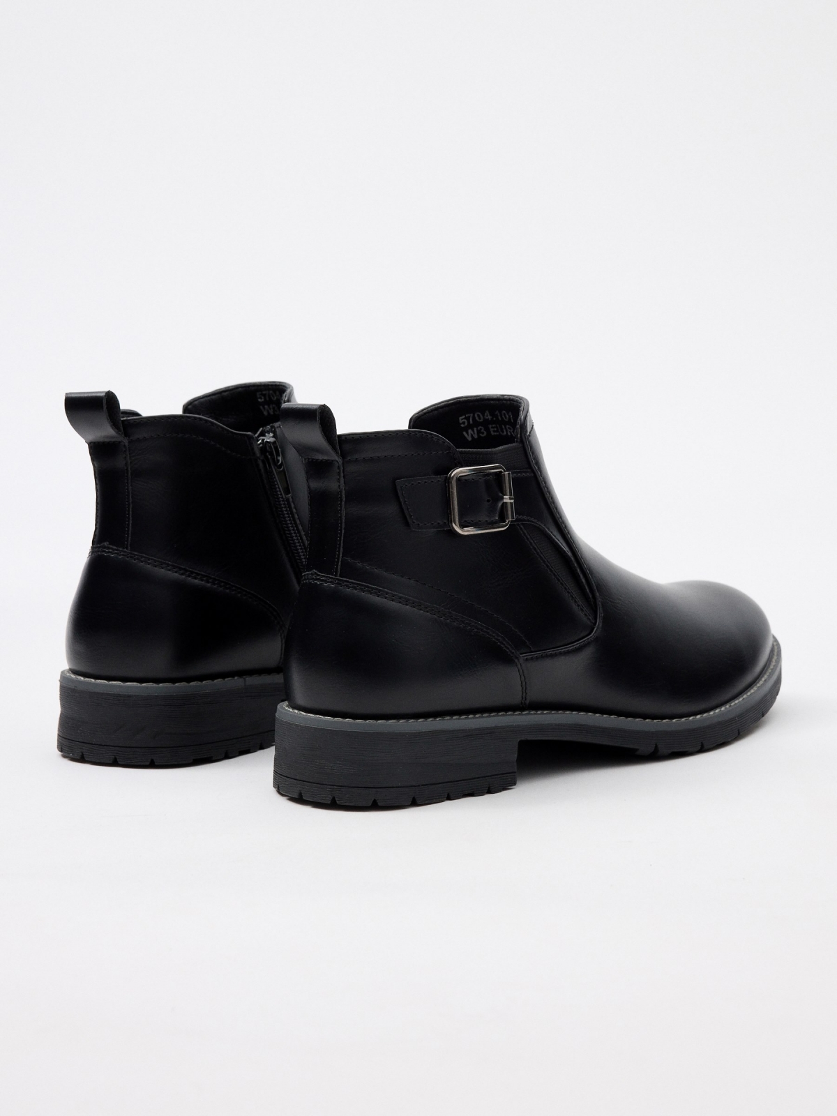 Men's Chelsea Boots 45º back view