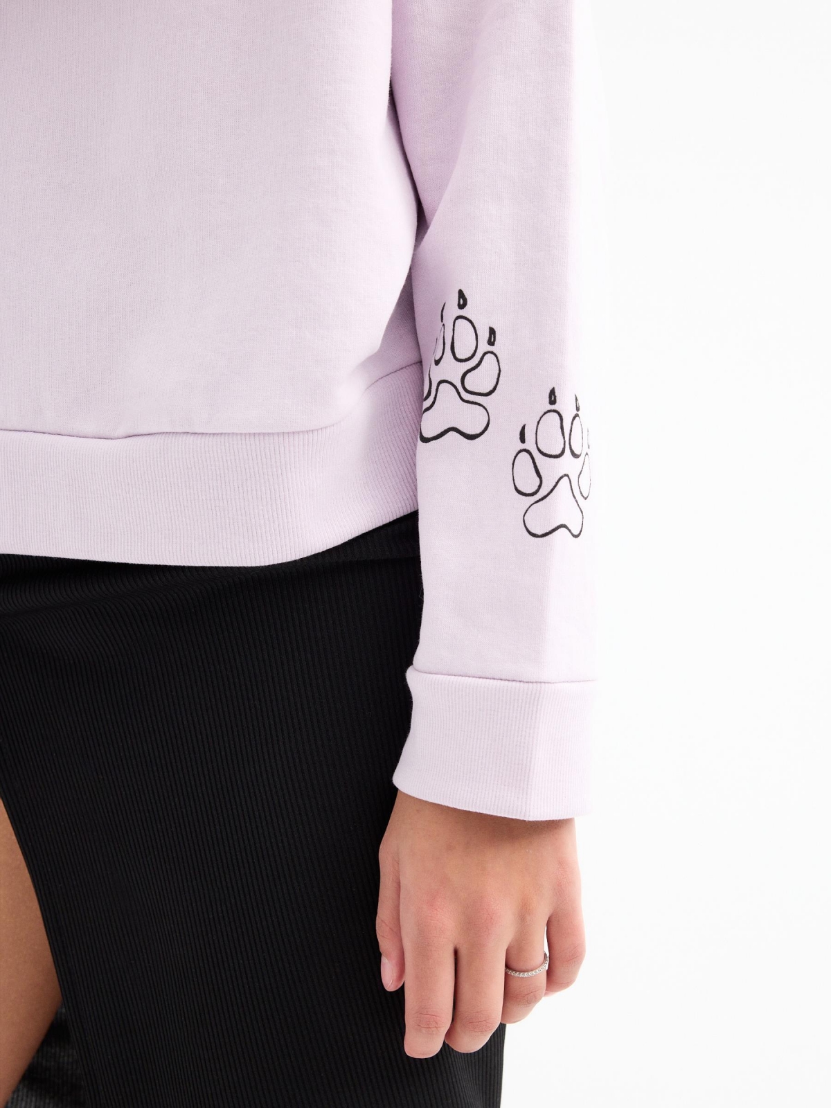 Chosen crop sweatshirt mauve detail view