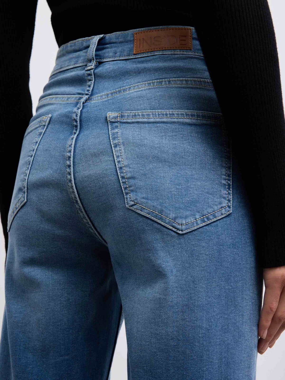 Mom slim high rise jeans blue detail view