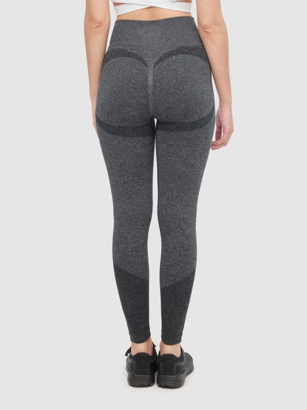 Scrunch bum leggings dark grey detail view