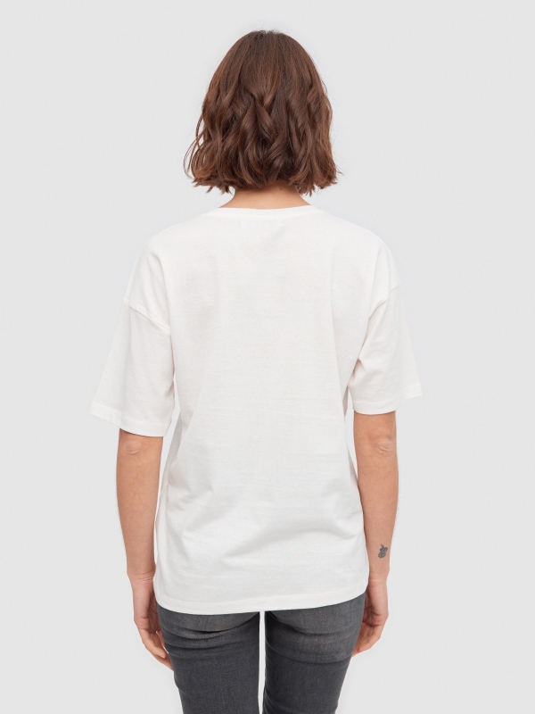 T-shirt Nature oversize off white vista meia traseira