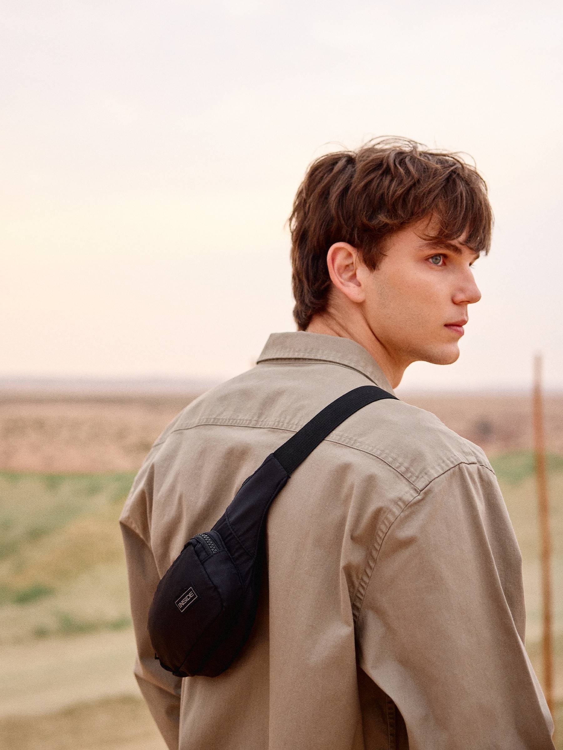 Riñonera nylon negro