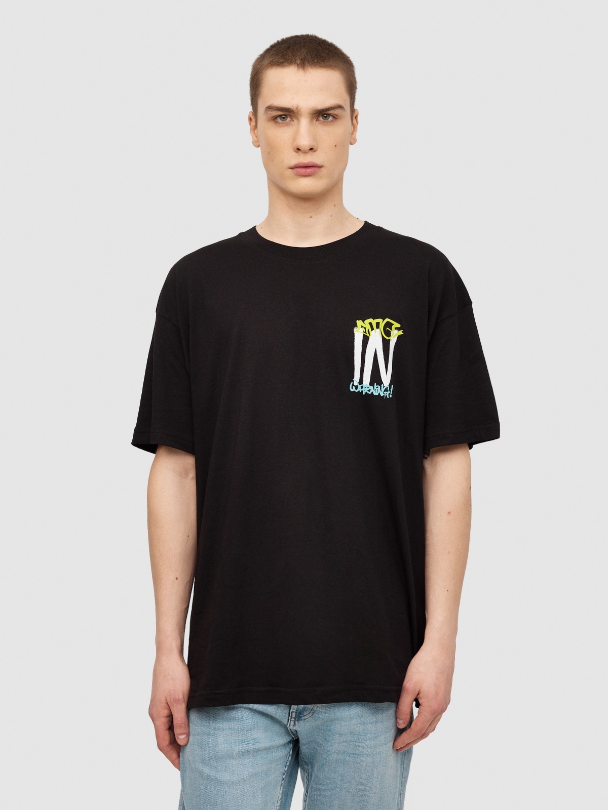 Graffiti logo t-shirt black middle front view