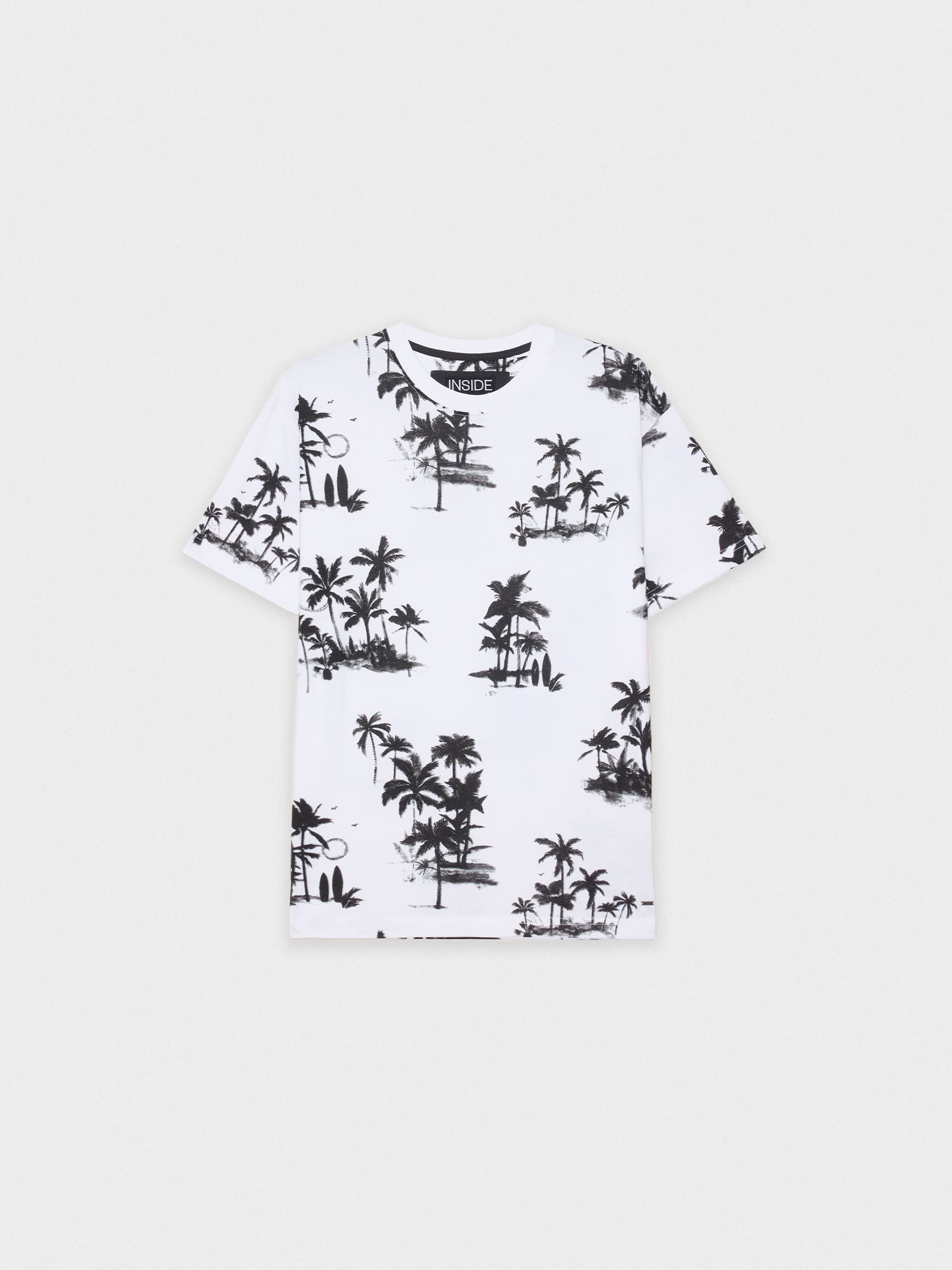 Beach landscapes T-shirt white middle front view