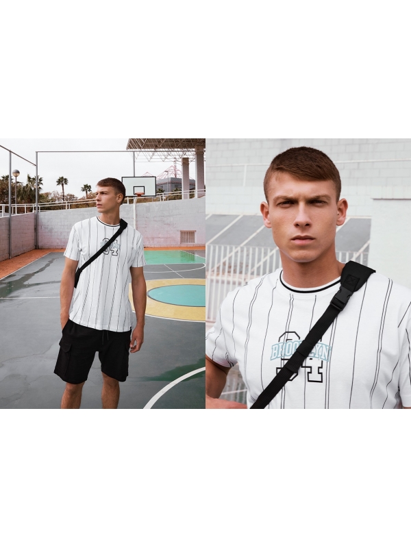  Camiseta beisbolera blanco