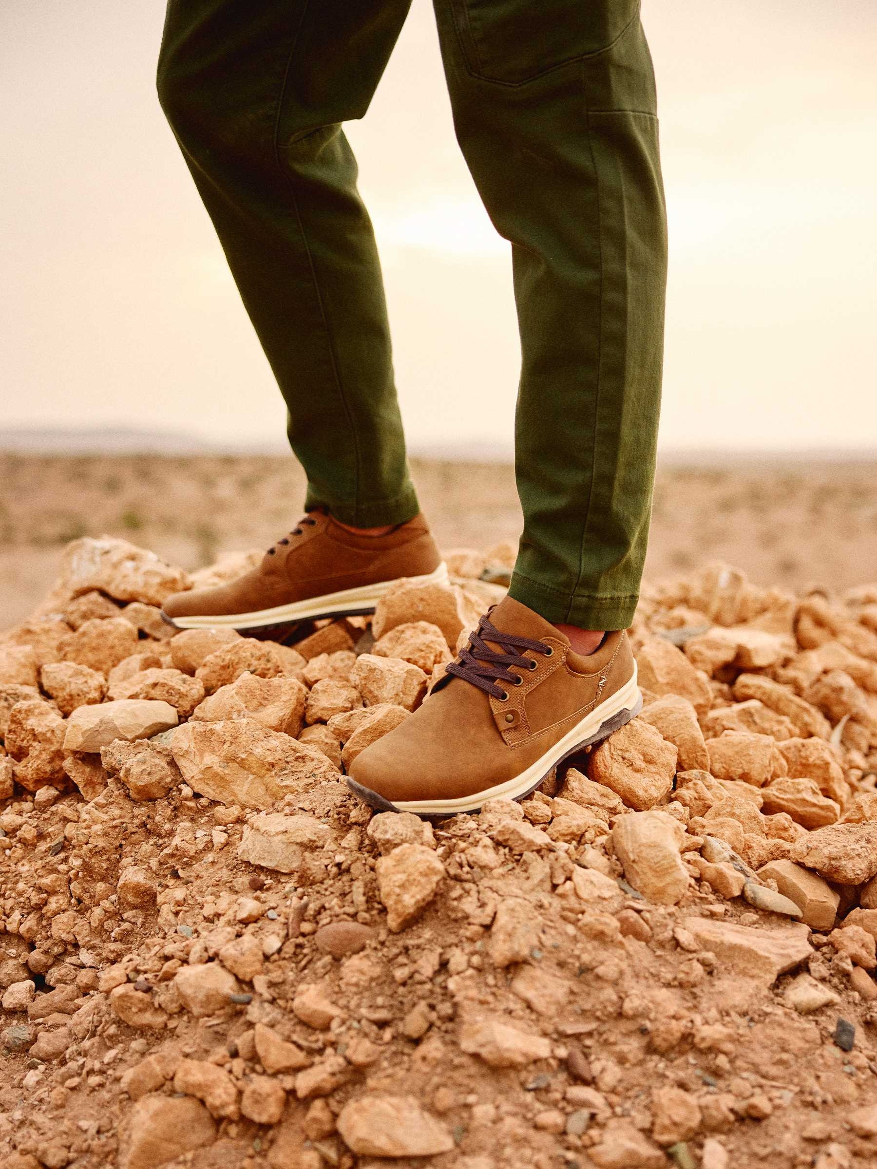 Blucher castanho de corrida marrom claro