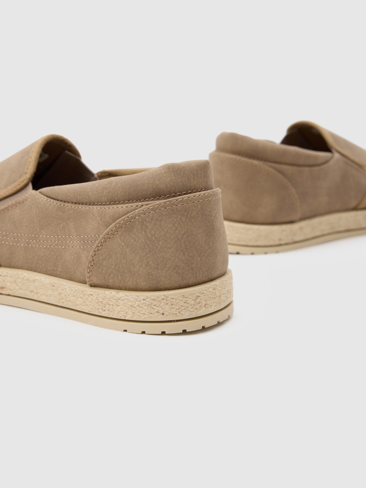 Jute sole leatherette trainer sand detail view